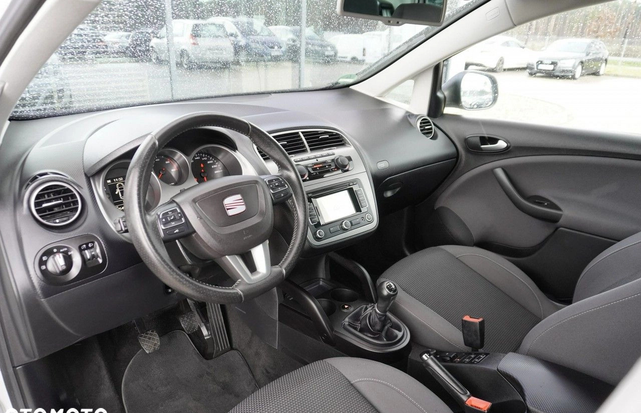 Seat Altea cena 33499 przebieg: 195450, rok produkcji 2015 z Jawor małe 379